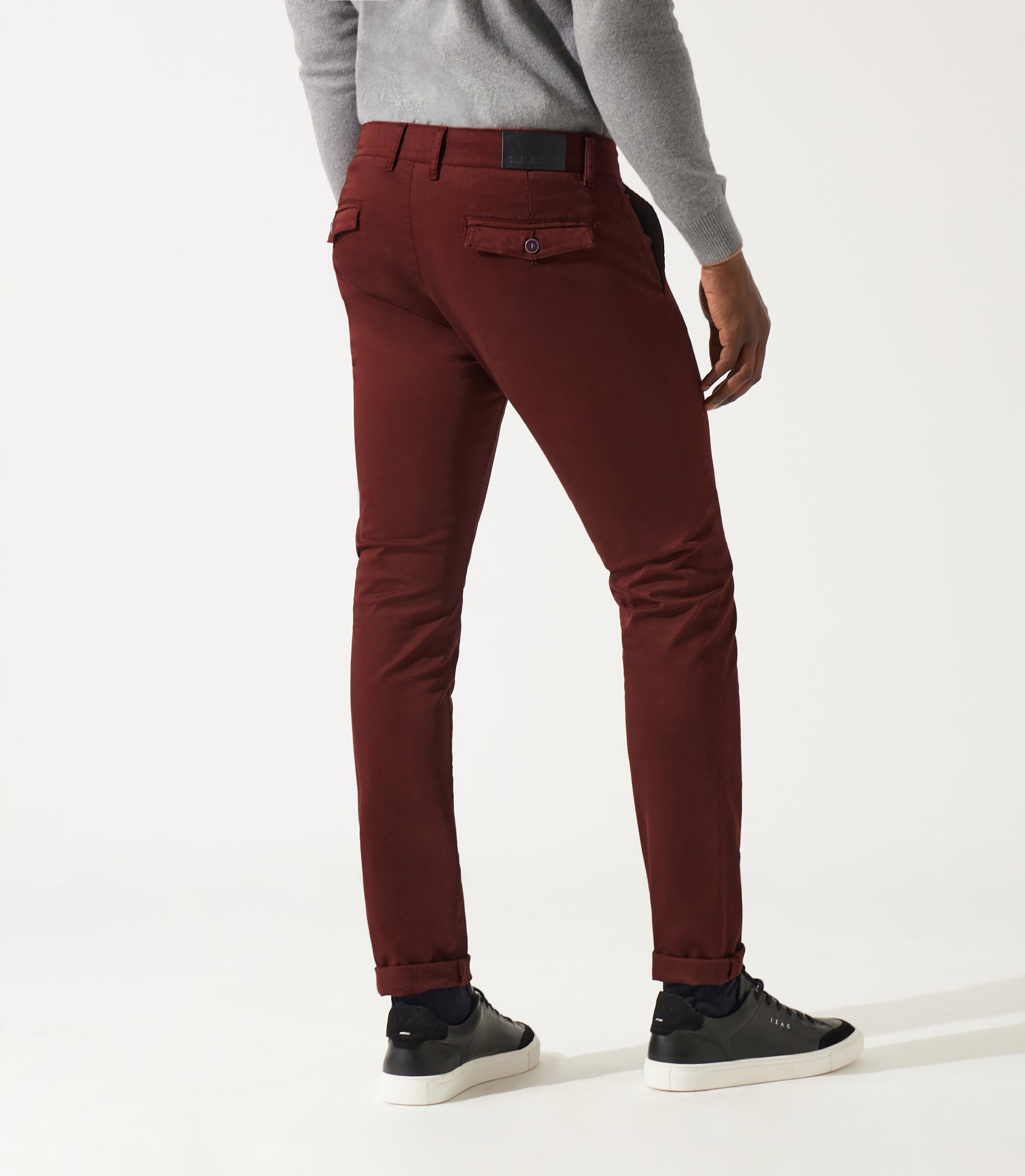 Pantalon chino satin bordeaux VANAMA - IZAC