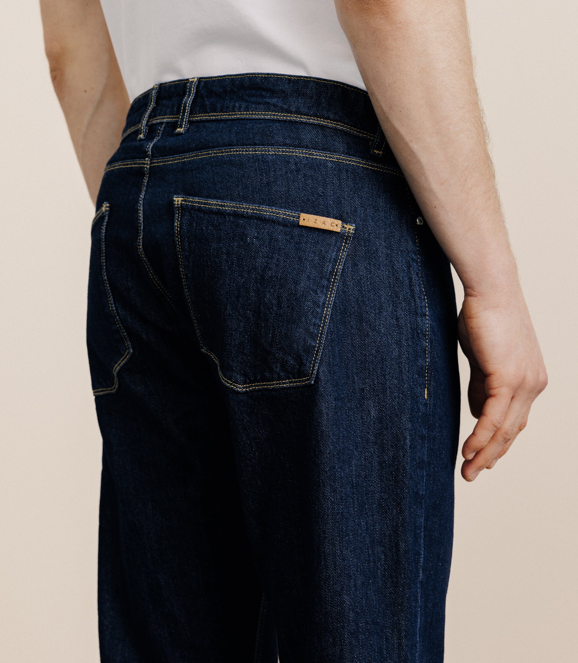 Raw straight jeans