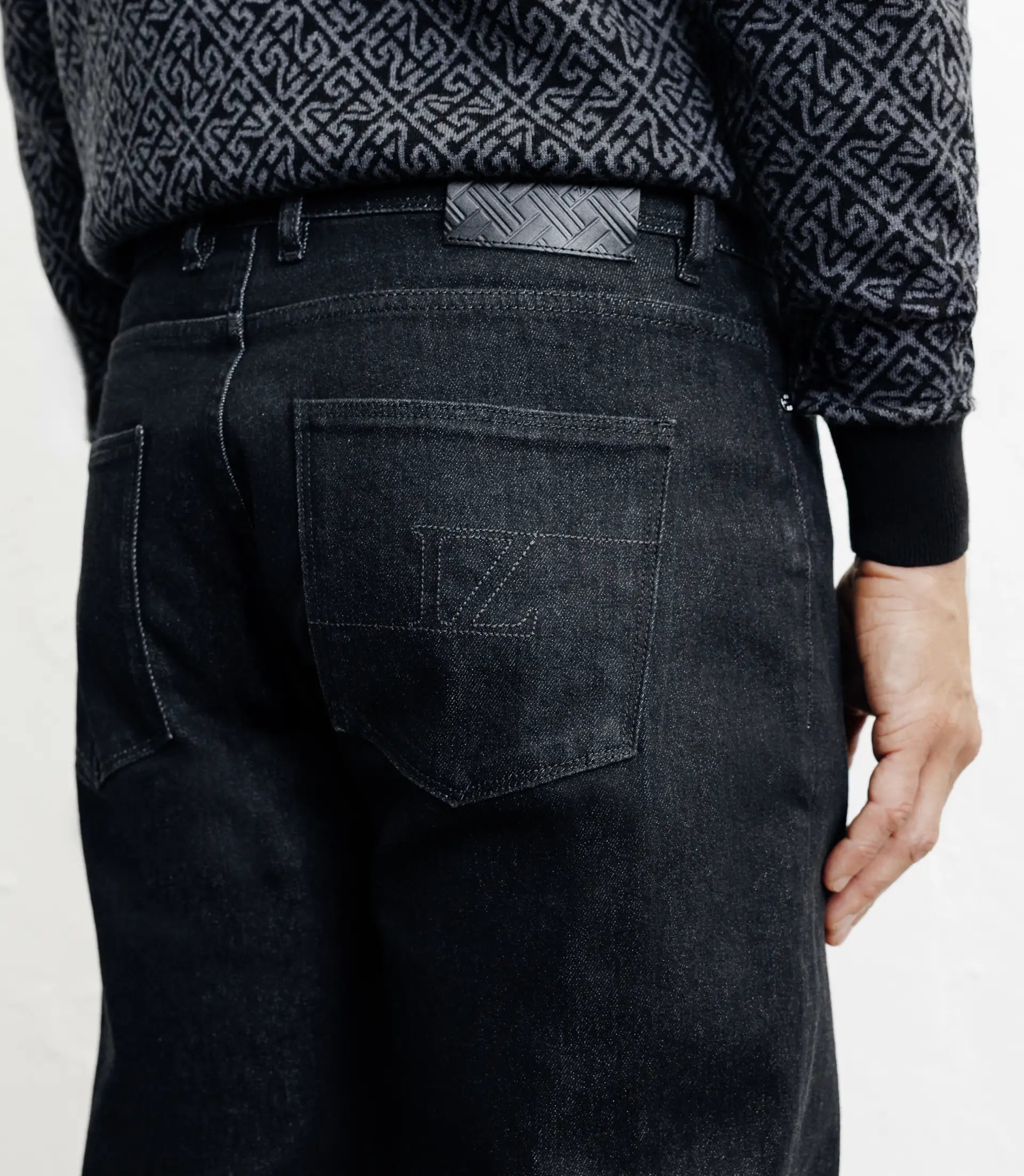 Jean droit 5 poches noir - IZAC