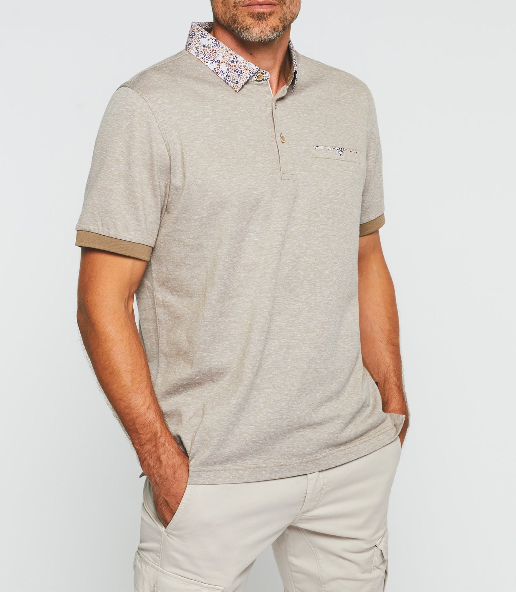 Polo manches courtes beige foncé "Guylaine" - IZAC