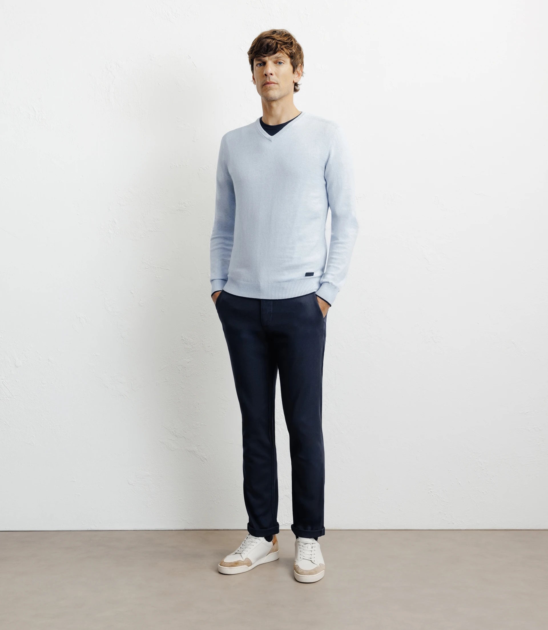 Pull col V bleu ciel - IZAC