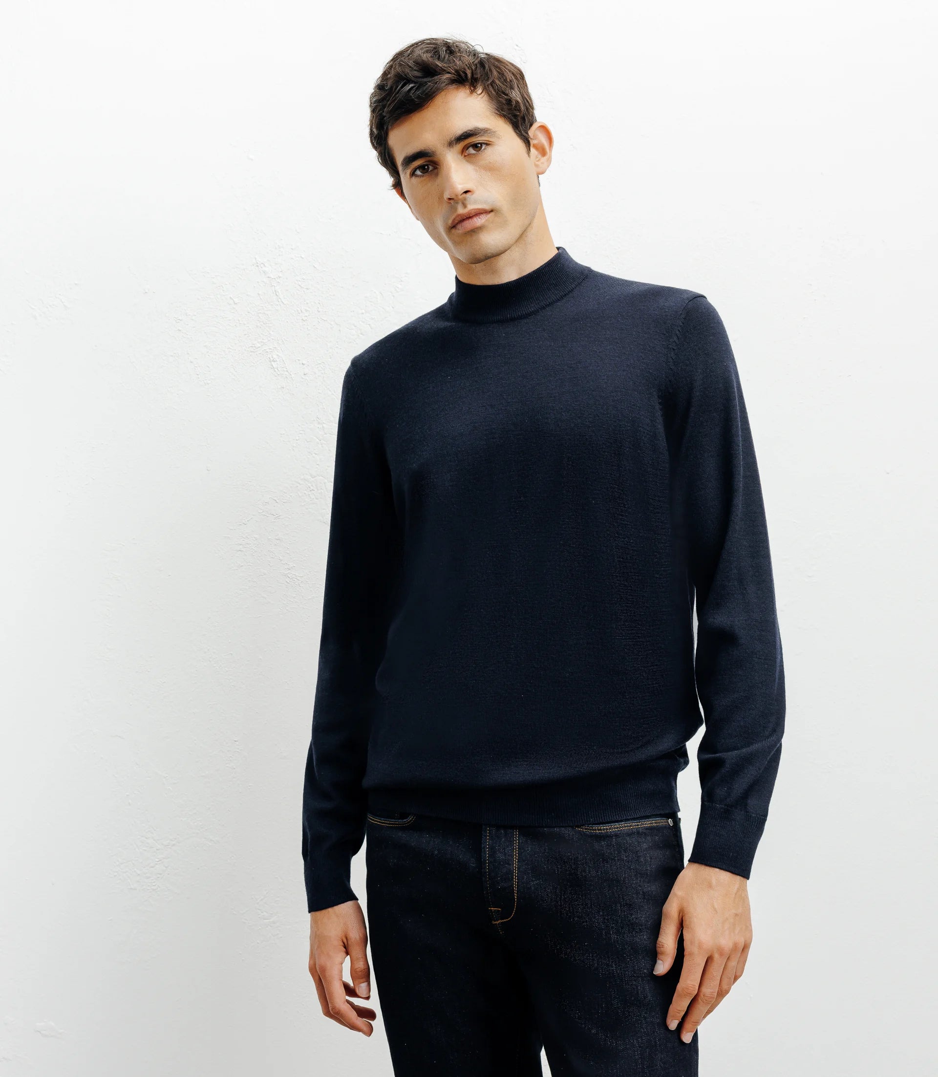 Pull col cheminée mérinos marine - IZAC