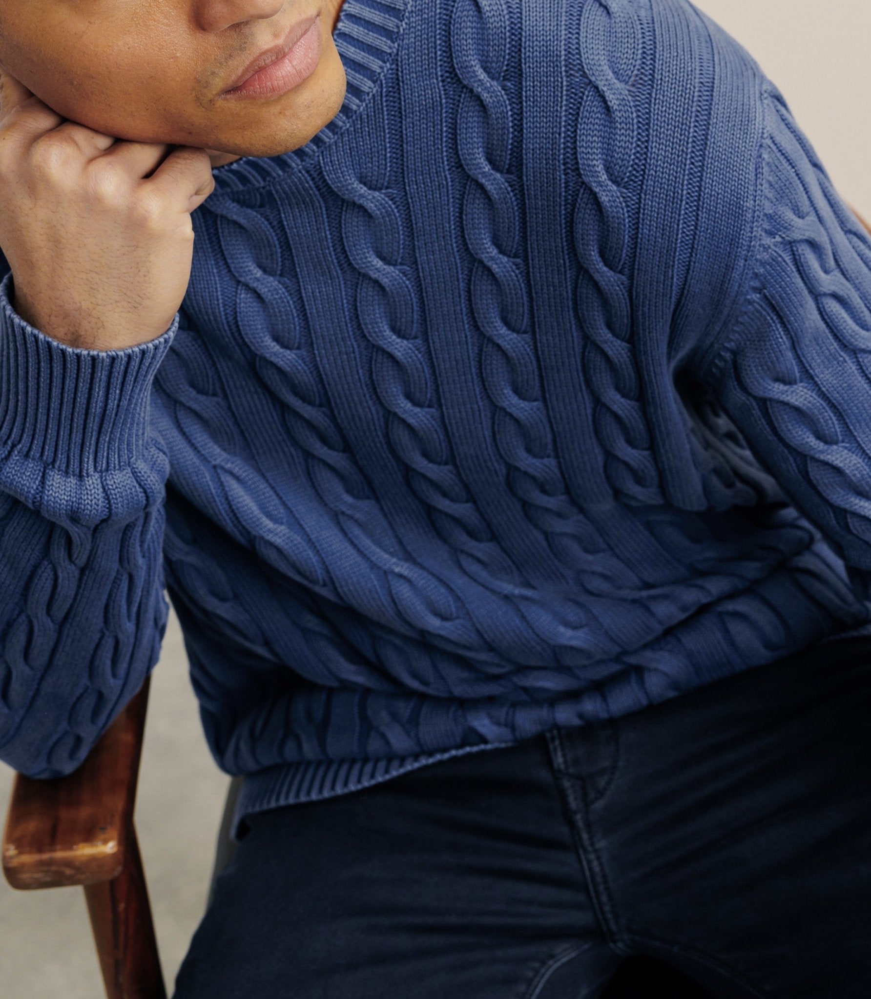 Pull col rond à torsade indigo - IZAC