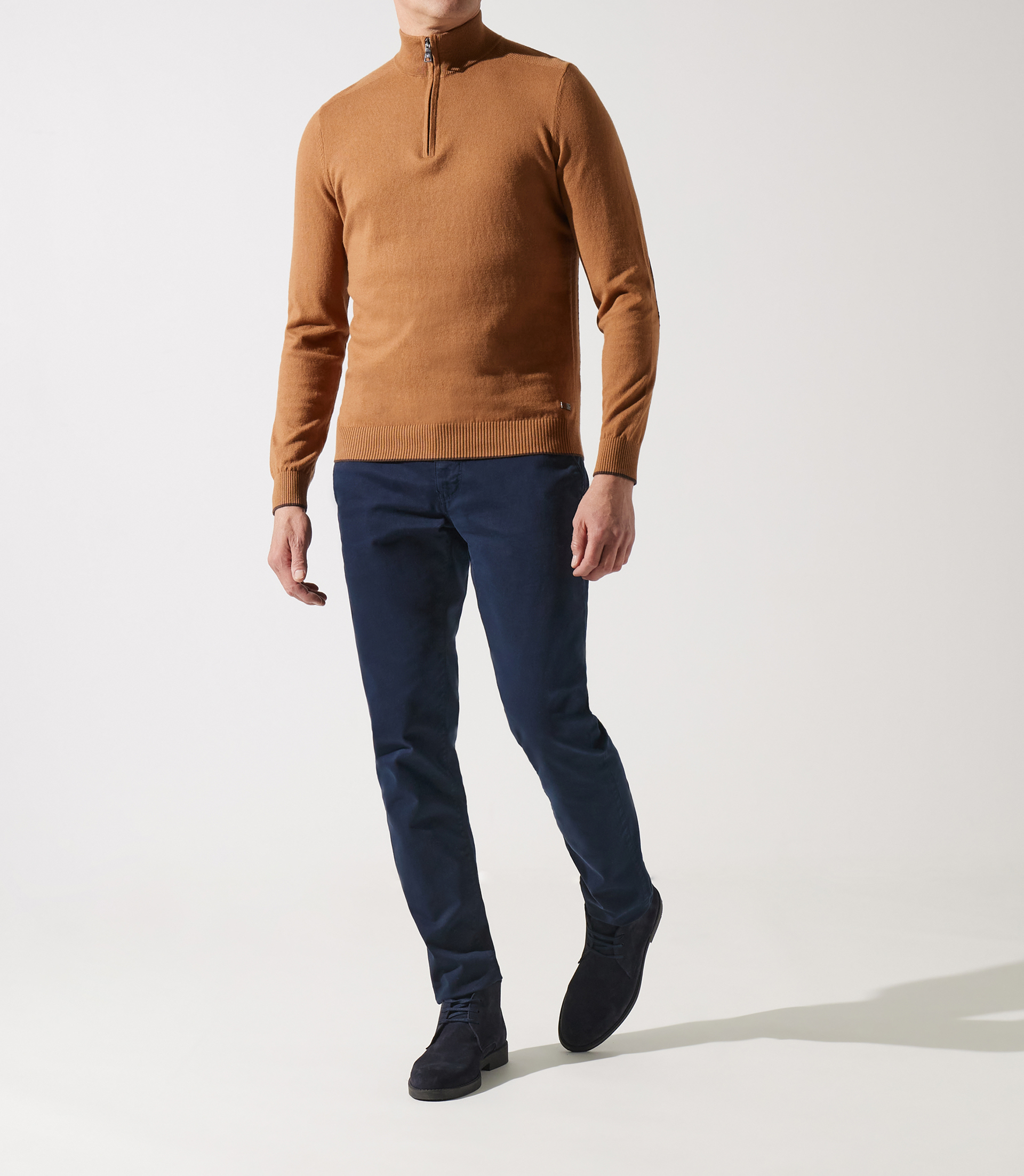 Pull col zippé camionneur camel