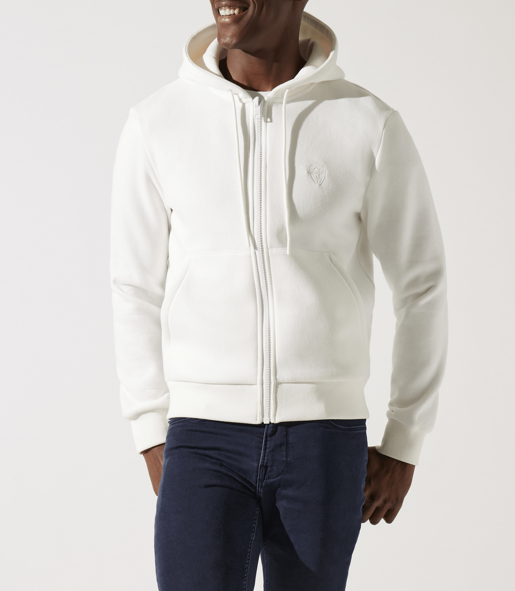 Sweat zippé brodé à capuche beige - IZAC