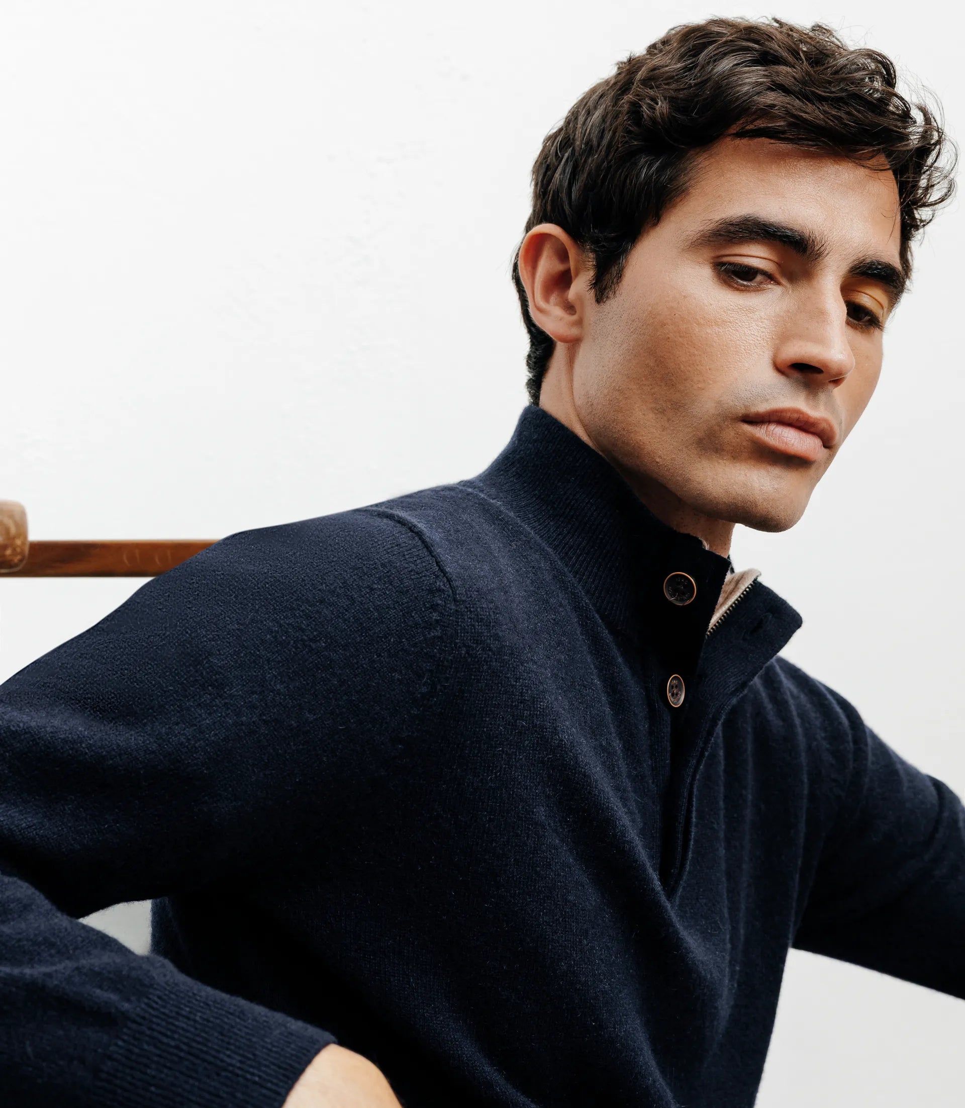 Pull col zippé et boutonné 100% cachemire marine - IZAC