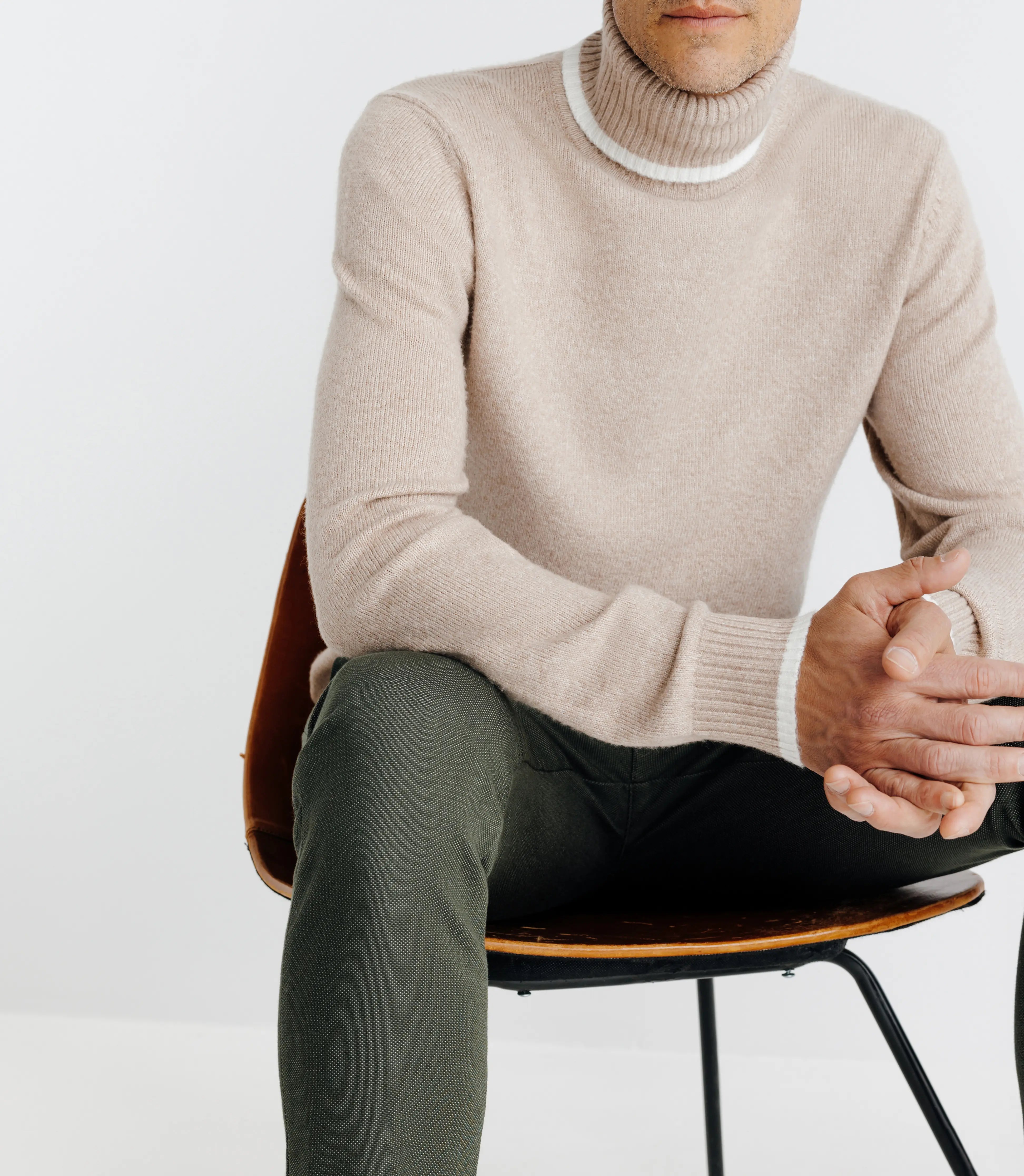 Pull col roulé beige - IZAC