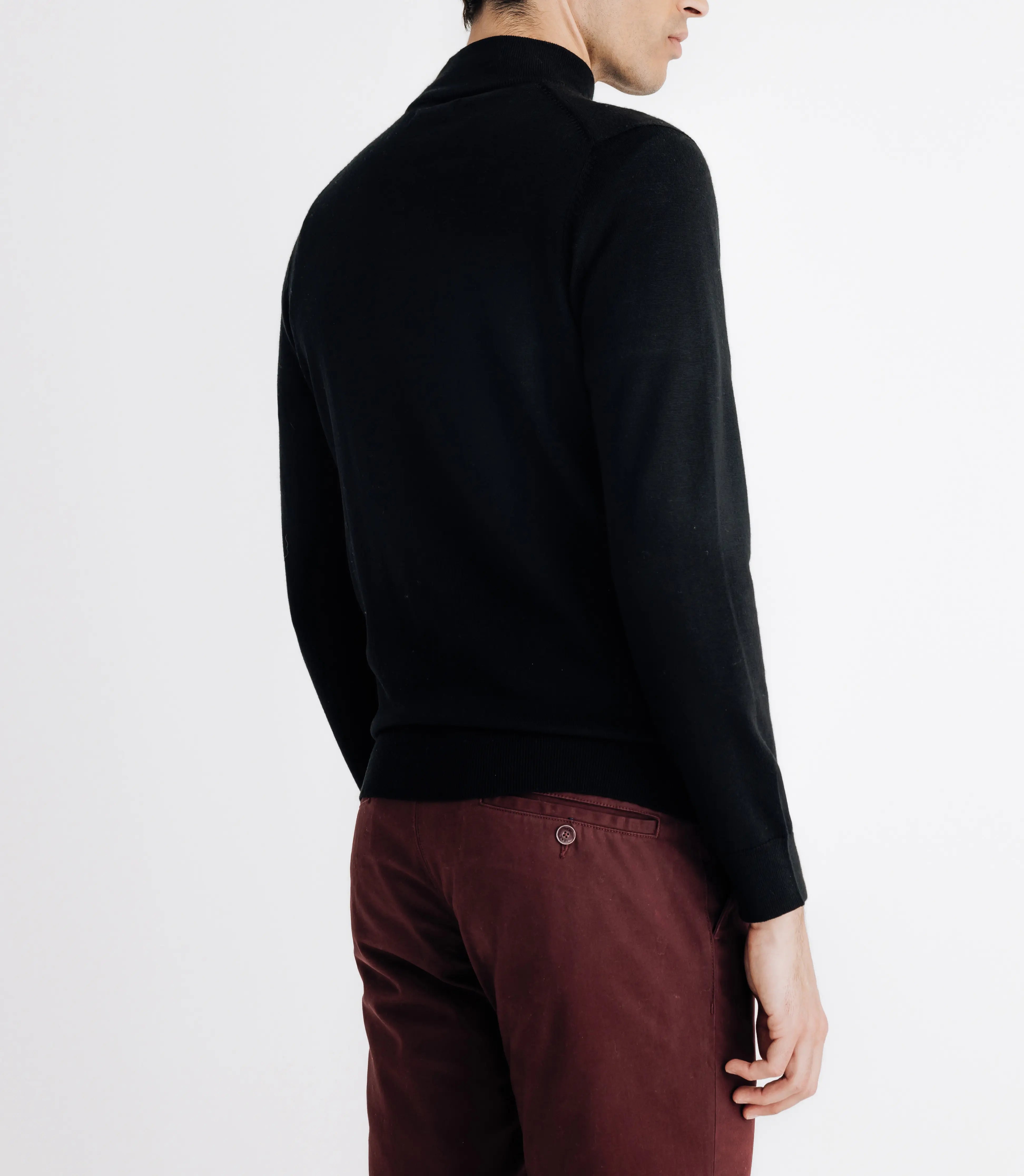 Pull en laine mérinos avec demi zip noir - IZAC