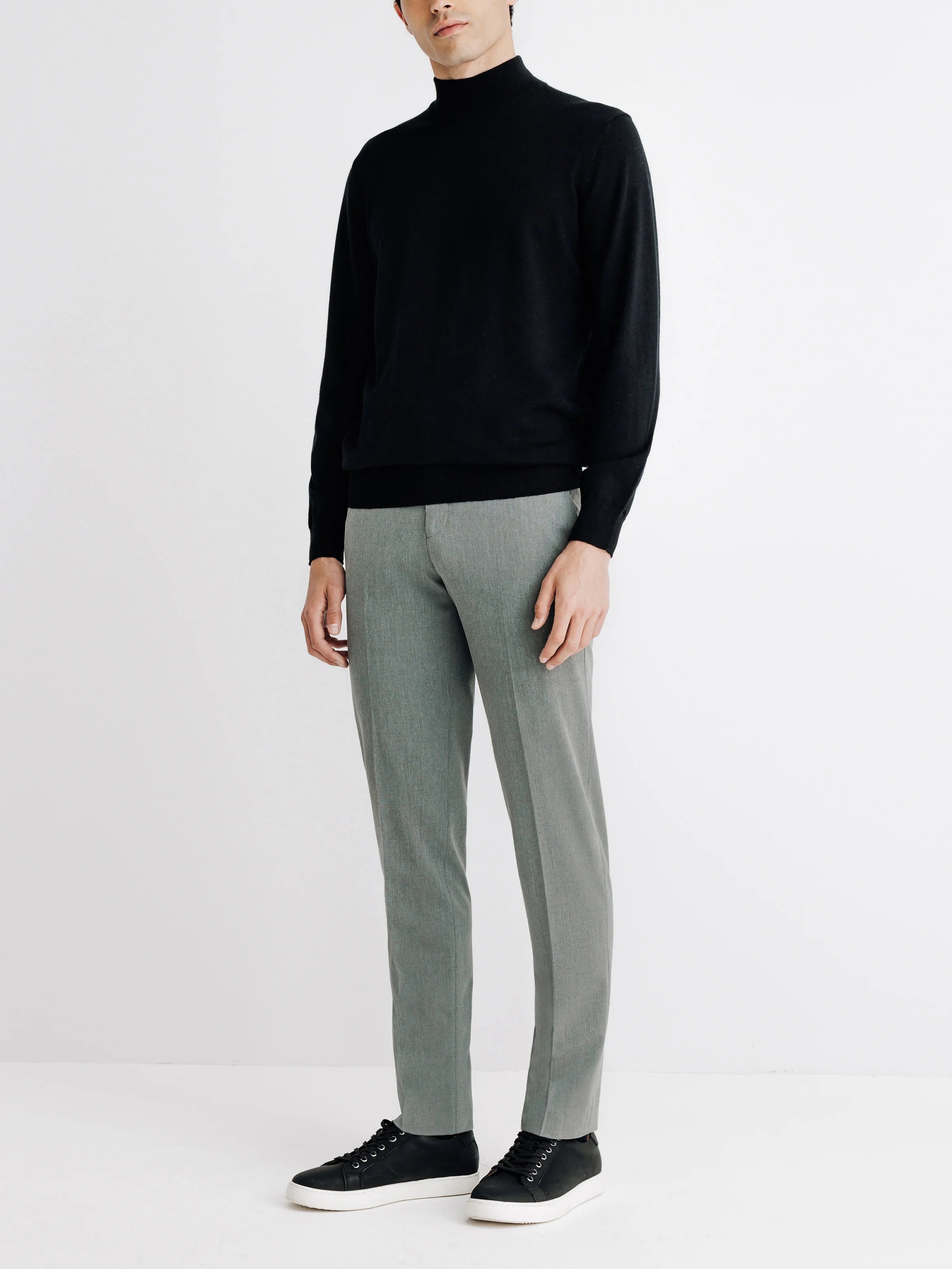 Pull col cheminée noir - IZAC