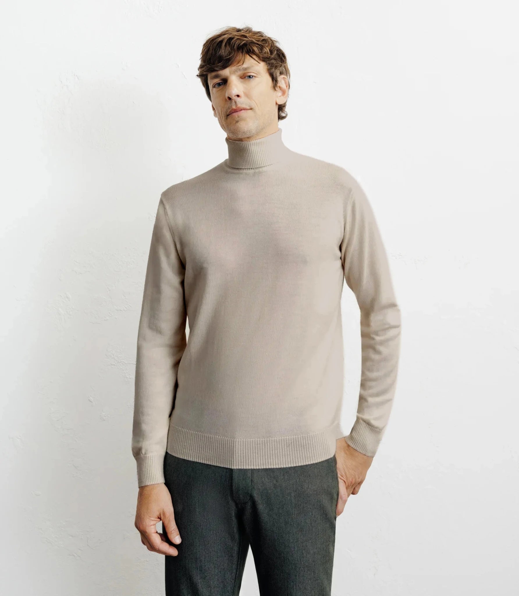 Pull col roulé en laine mérinos beige - IZAC