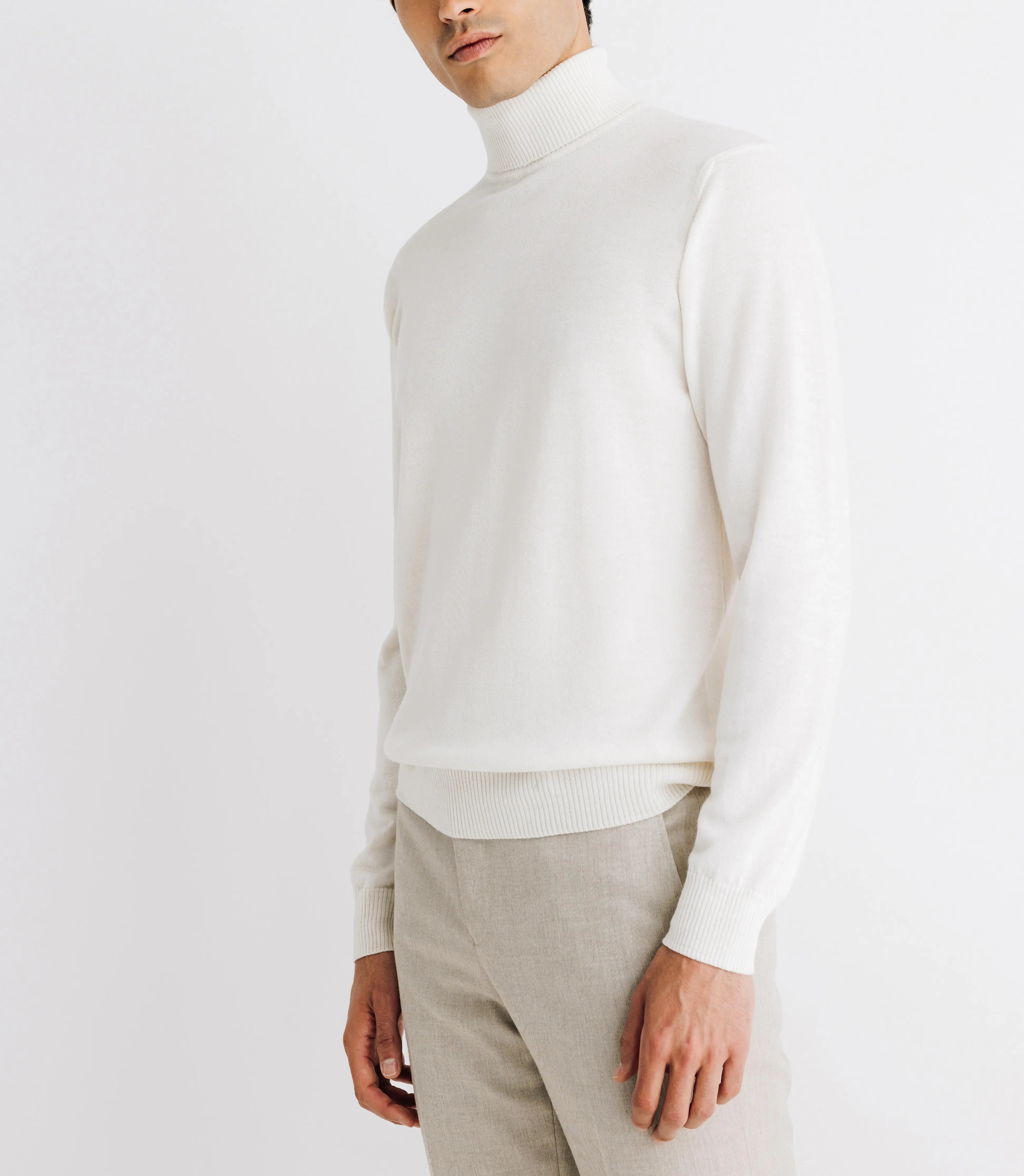 Pull col roulé en laine mérinos écru - IZAC