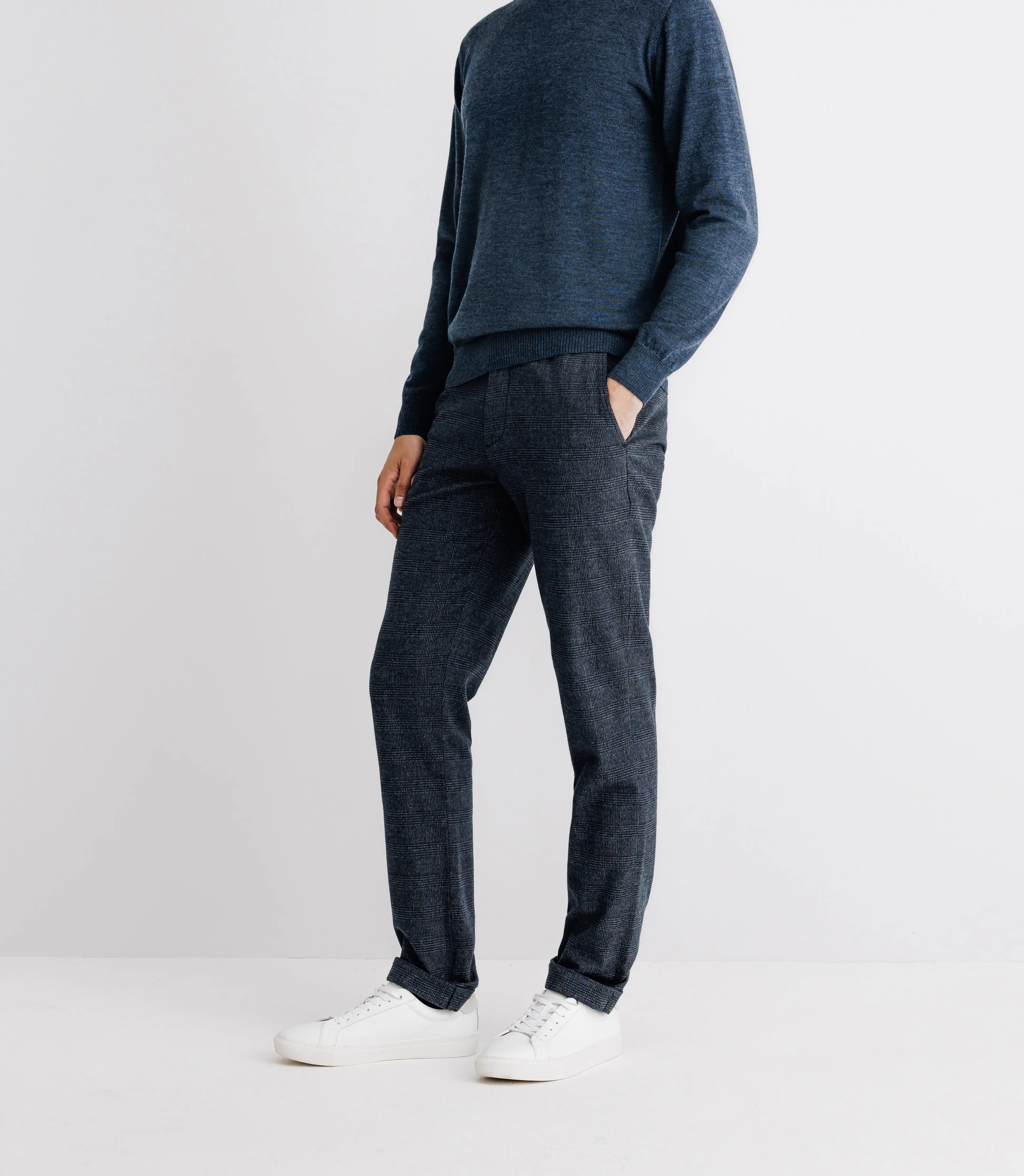 Pull col roulé en laine mérinos indigo - IZAC