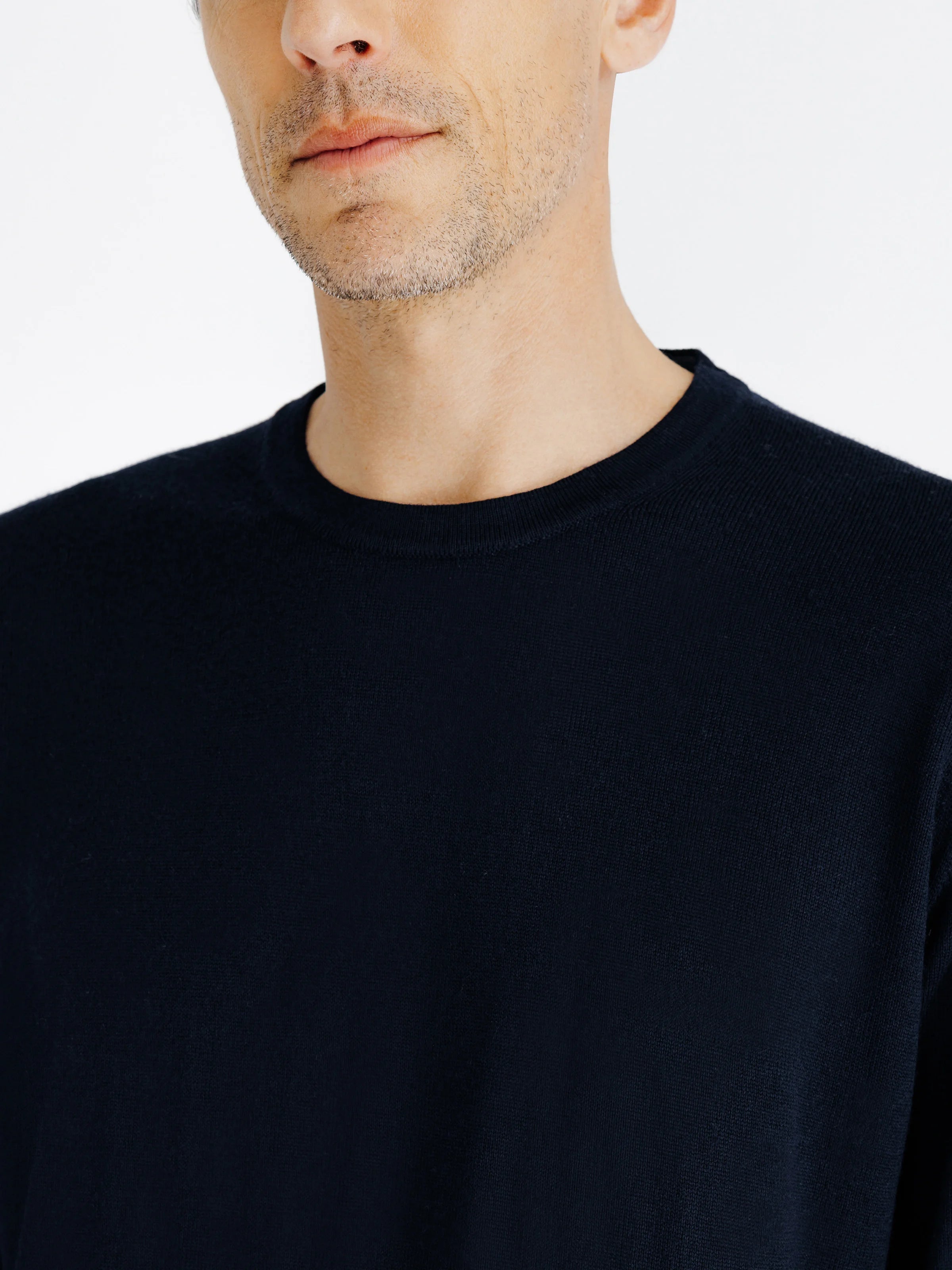 Pull col rond marine - IZAC