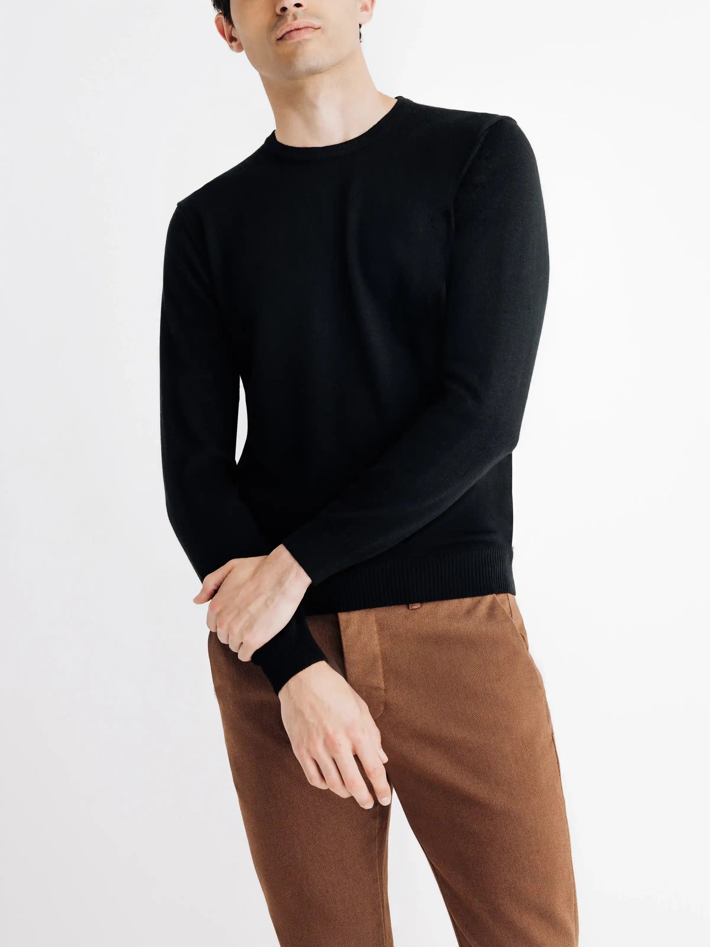 Pull col rond noir - IZAC