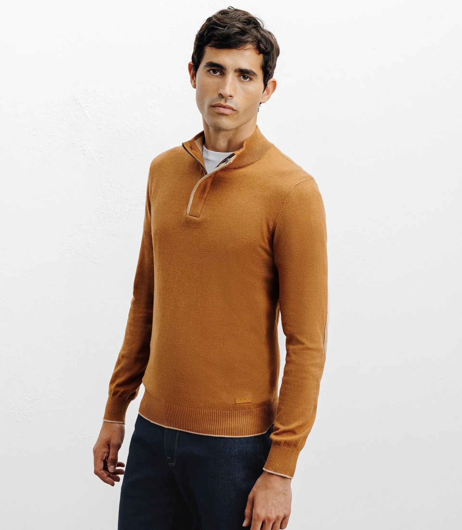 Pull col montant demi zippé camel foncé - IZAC