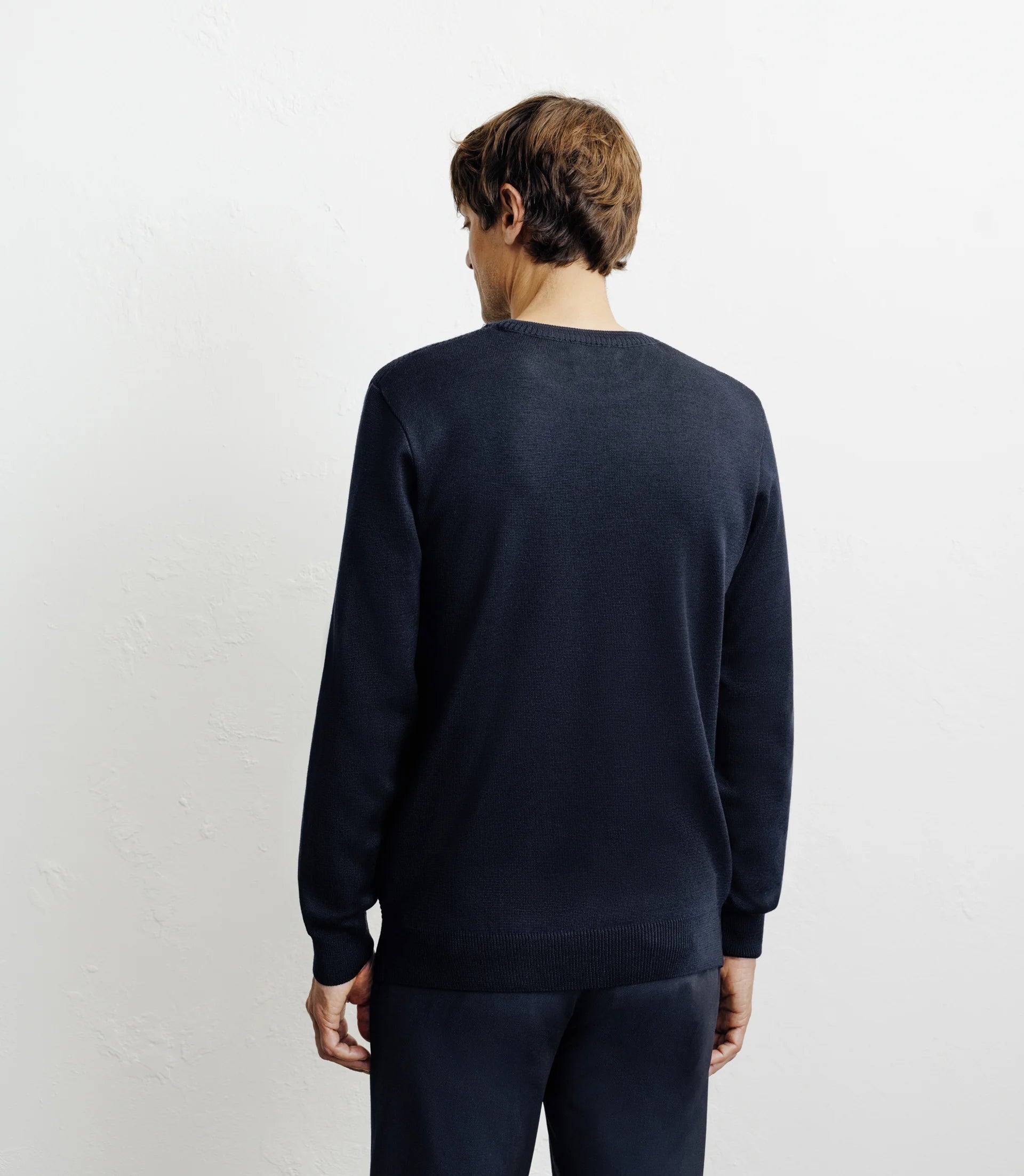 Pull col rond jeux de points marine - IZAC