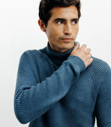 Pull col roulé uni canard - IZAC