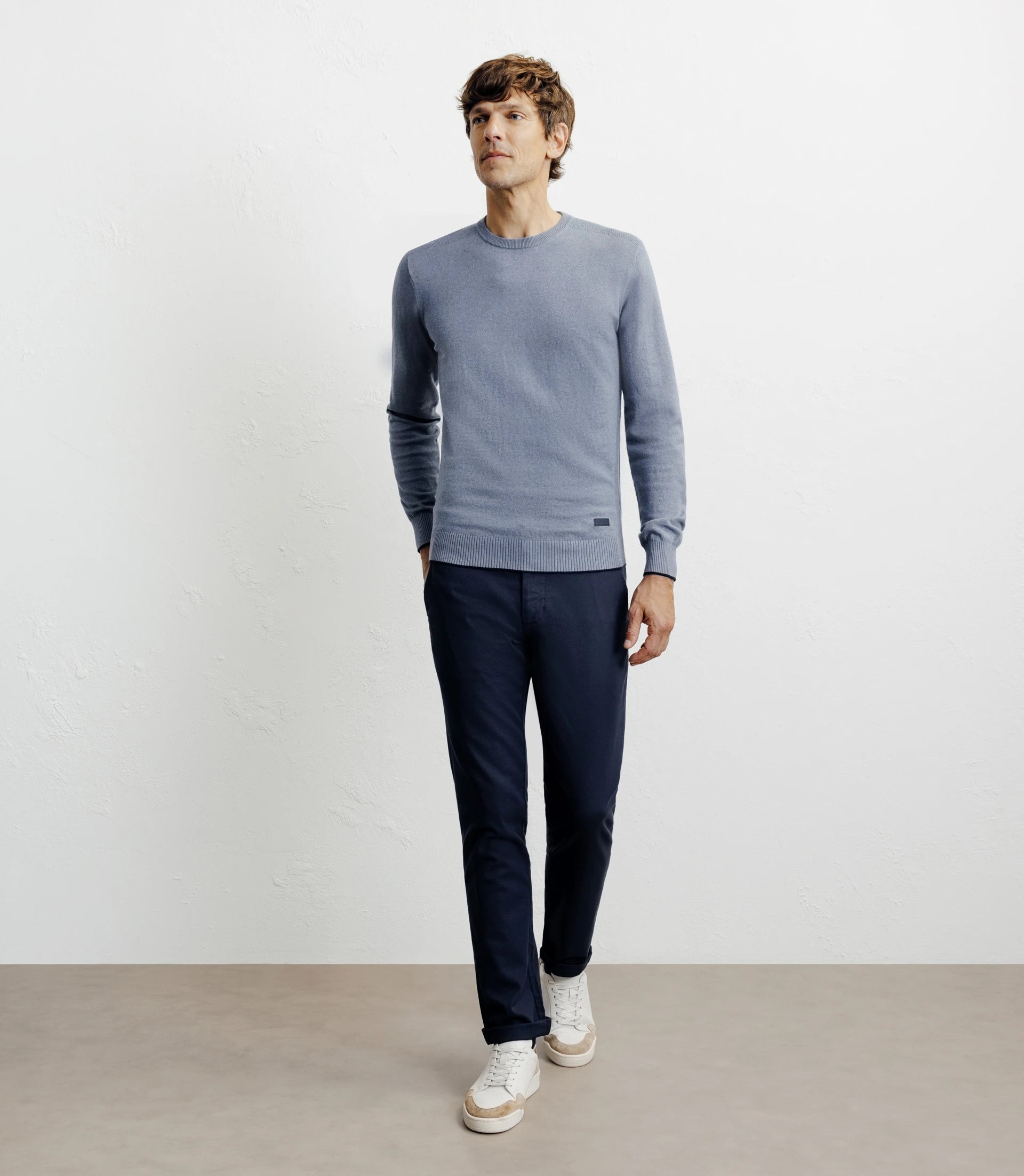 Pull col rond en coton indigo - IZAC