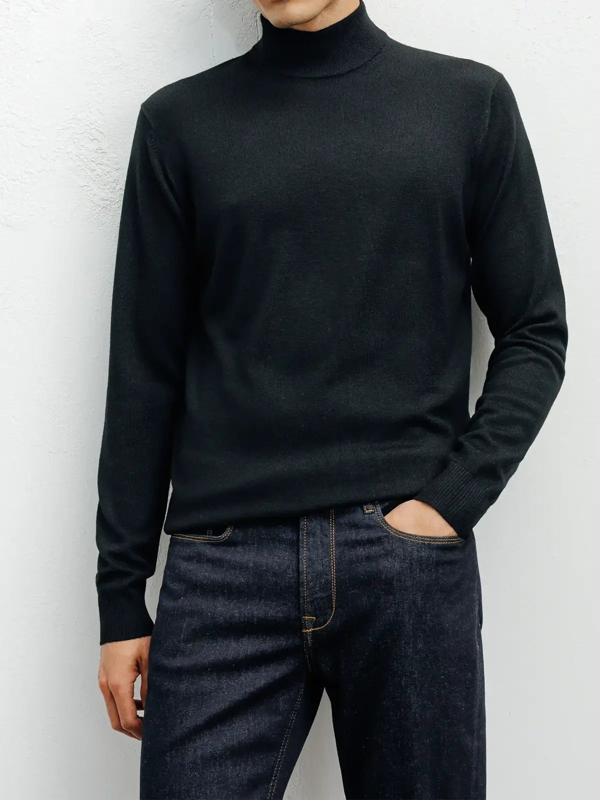 Pull col cheminée noir - IZAC