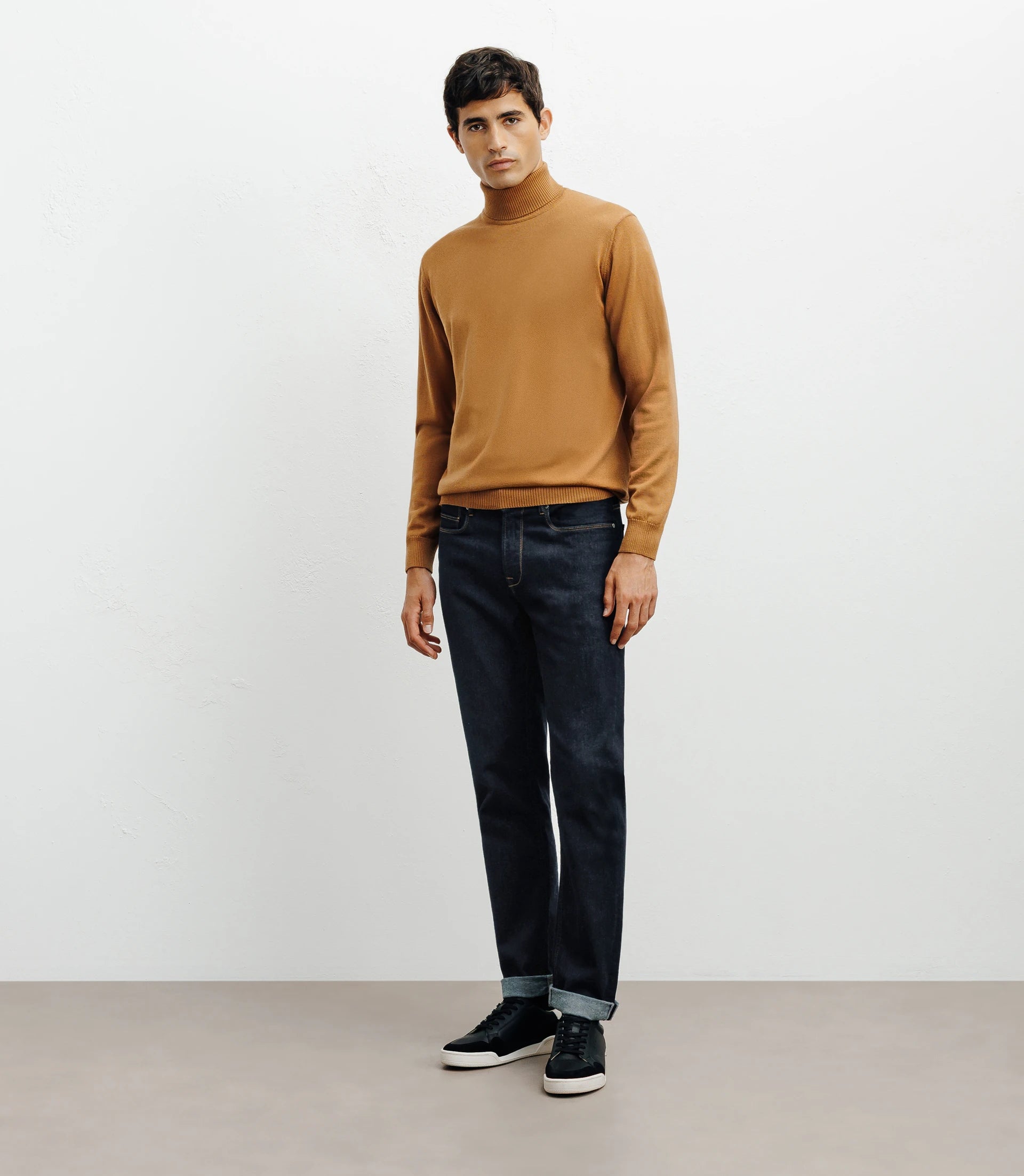 Pull col roulé camel - IZAC