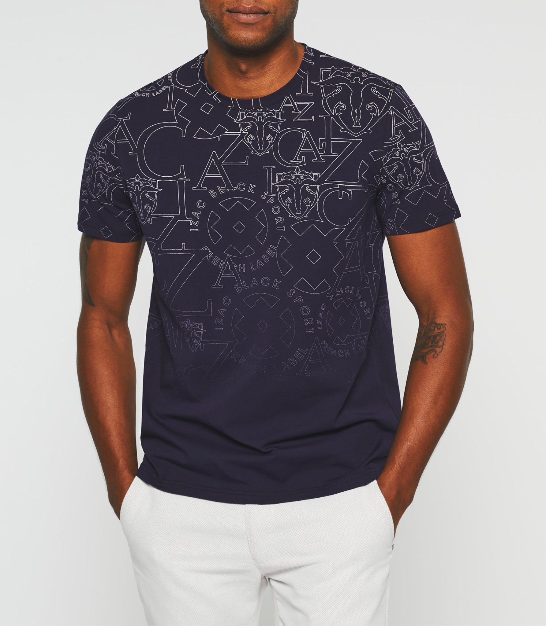 T-shirt logo col rond marine "Georges" - IZAC