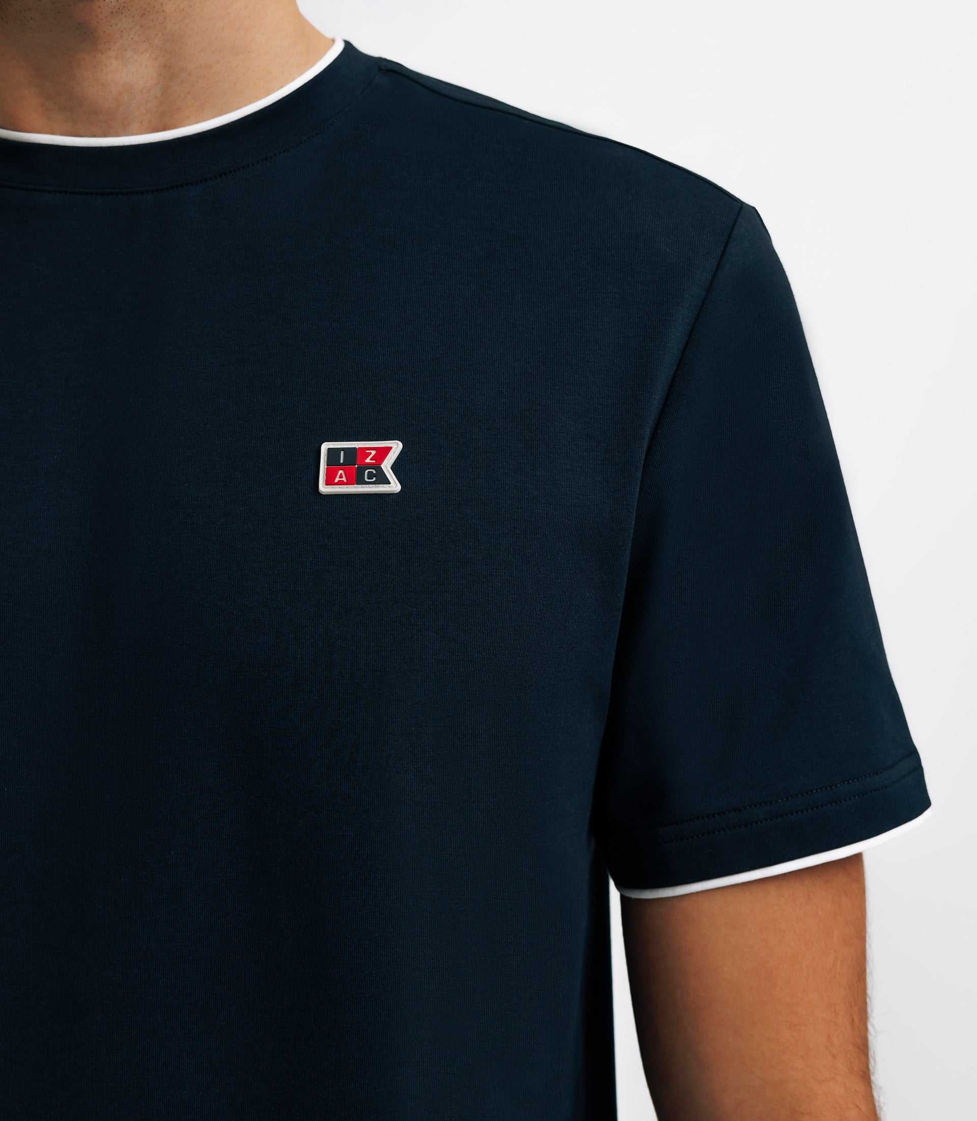 T-shirt avec patch marine - IZAC