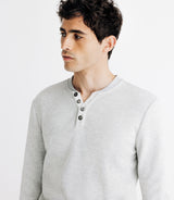 T-shirt with gray buttons