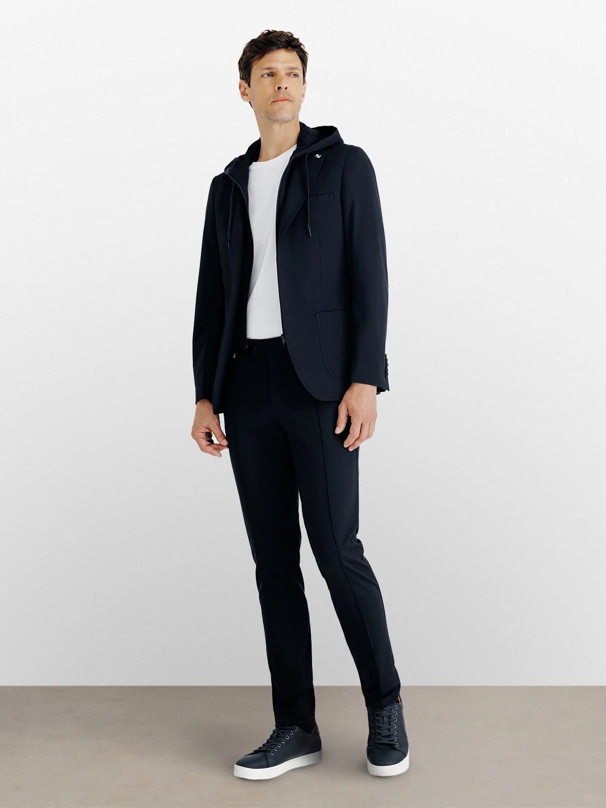 Veste en maille avec parementure marine - IZAC