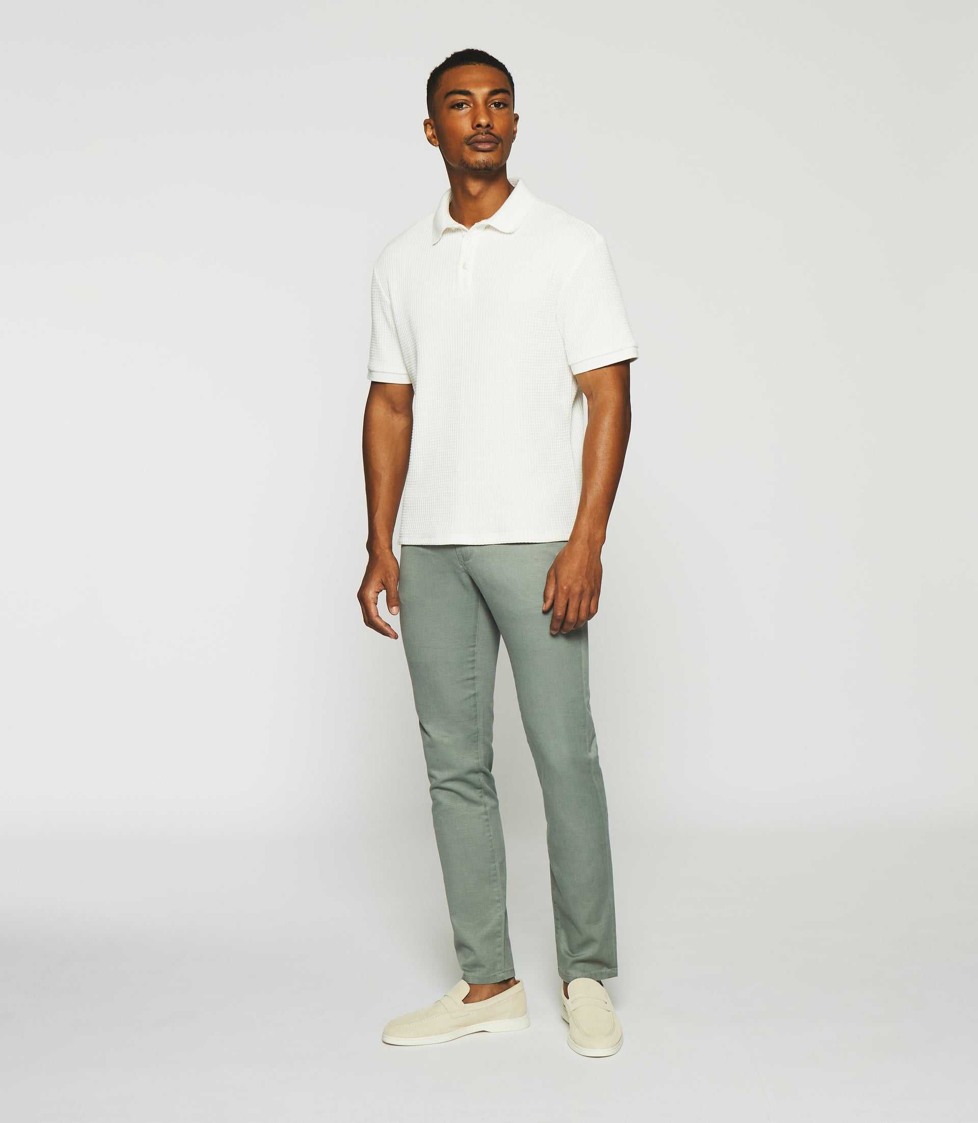 Polo uni en maille fantaisie blanc GEORGE - IZAC