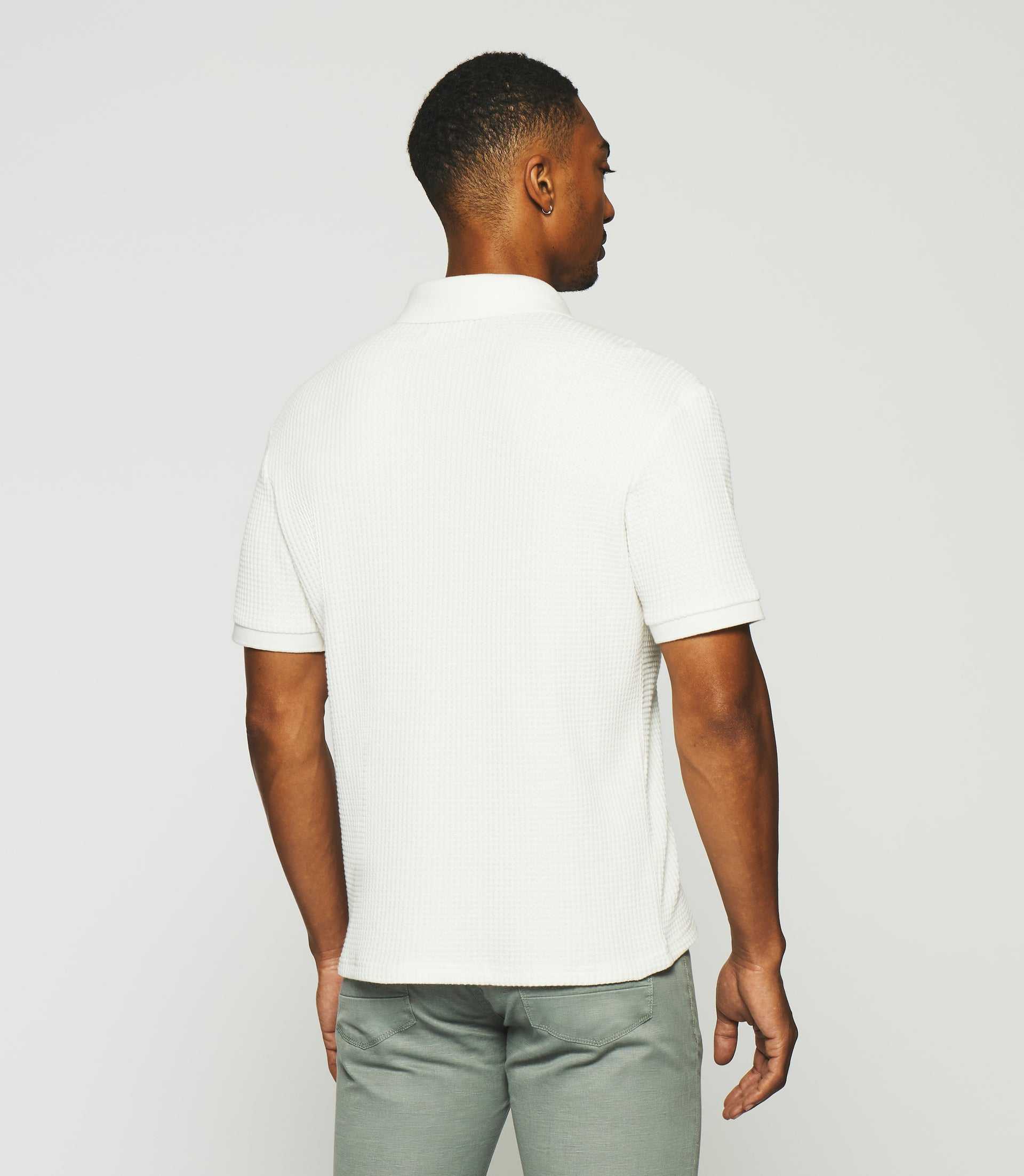 Polo uni en maille fantaisie blanc GEORGE - IZAC