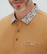 Chouki" short sleeve polo shirt in camel